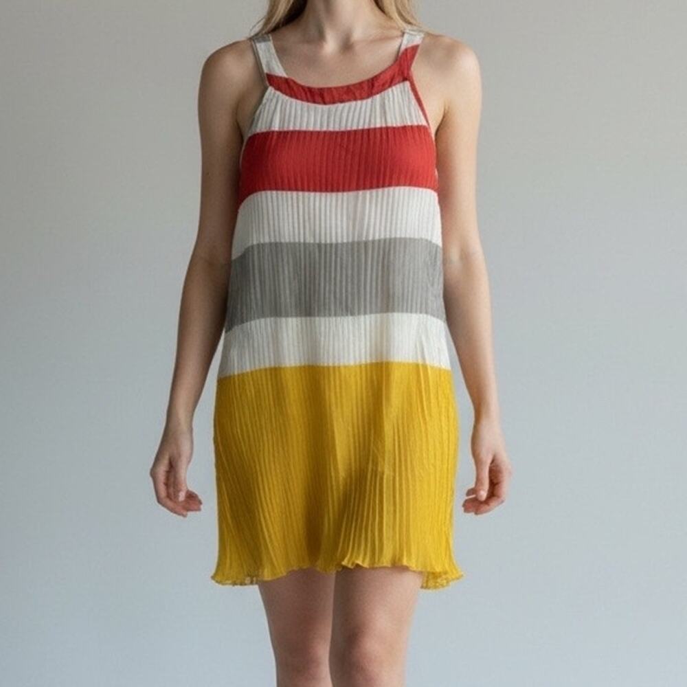 Caren Sport Pleated Chiffon Halter Shift Dress size Medium Colorful Striped
